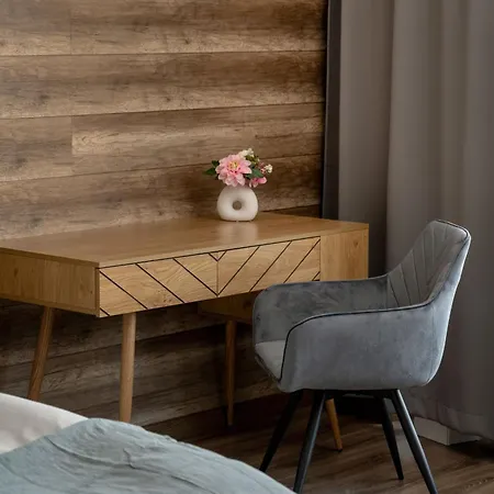 Appartamento Modern In The Center Of With Air Conditioning And Balcony By Renters Breslavia
