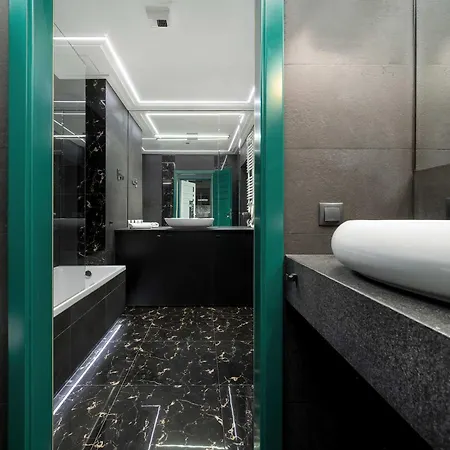 Appartamento Modern In The Center Of With Air Conditioning And Balcony By Renters